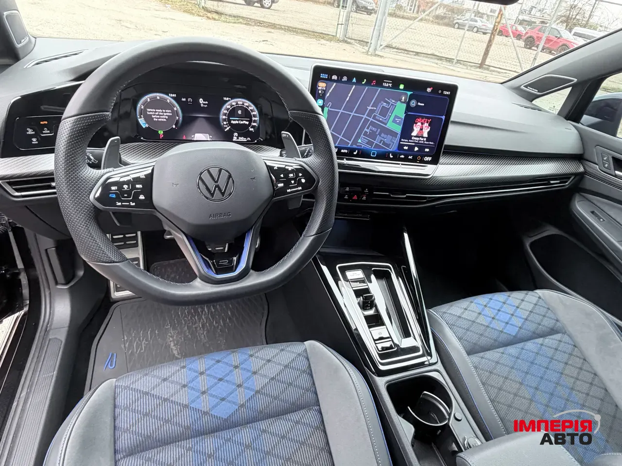 Volkswagen Golf R - фото 9