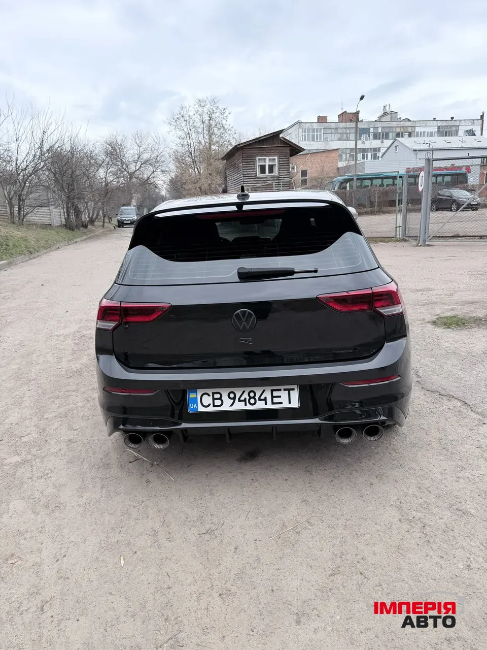 Volkswagen Golf R - фото 5