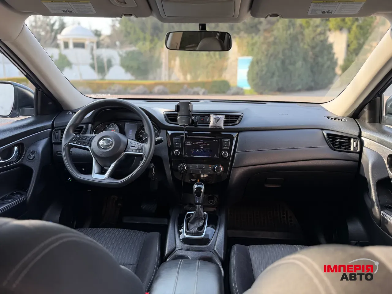 Nissan Rogue - фото 11