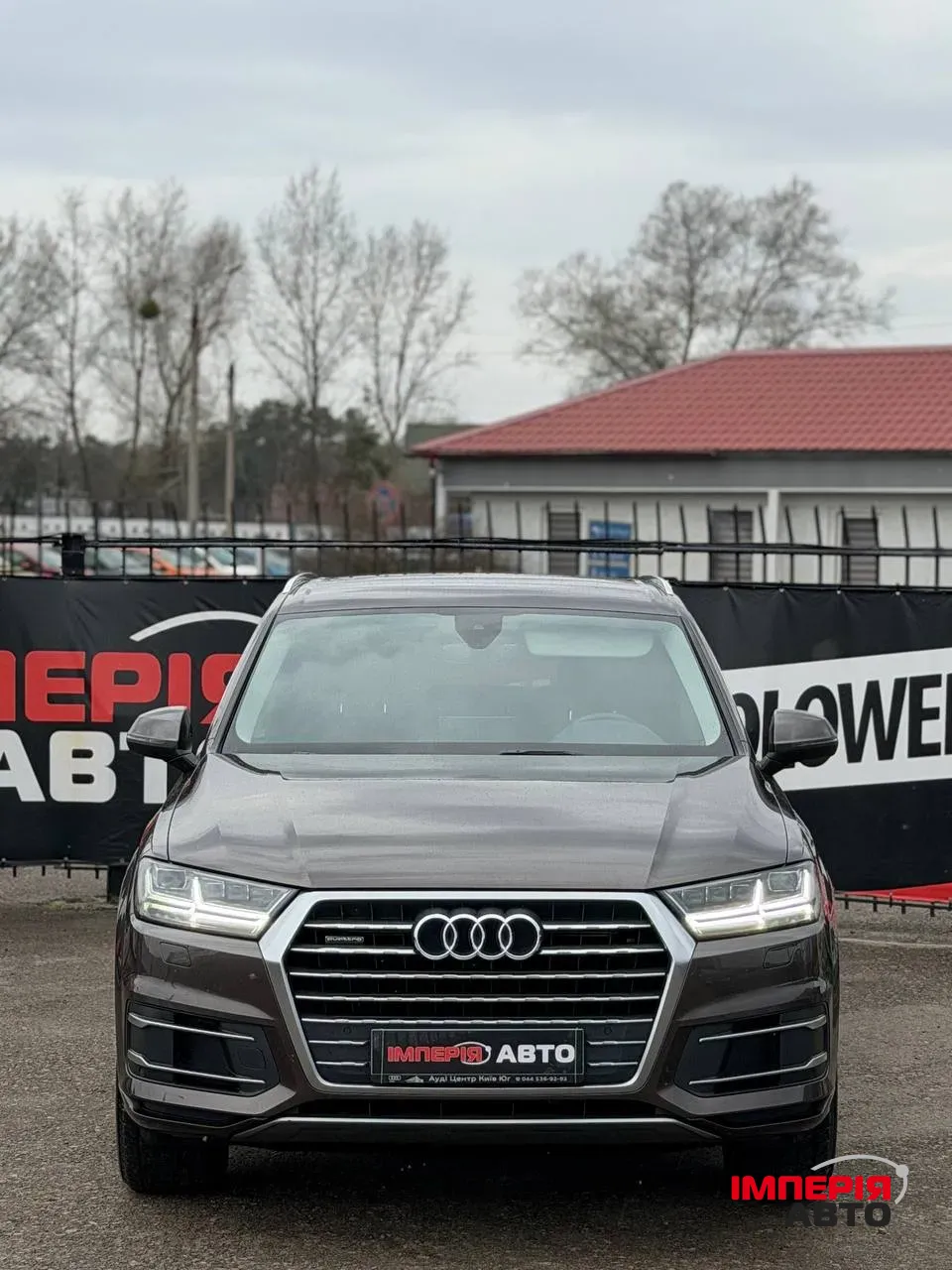 Audi Q7 - фото 3