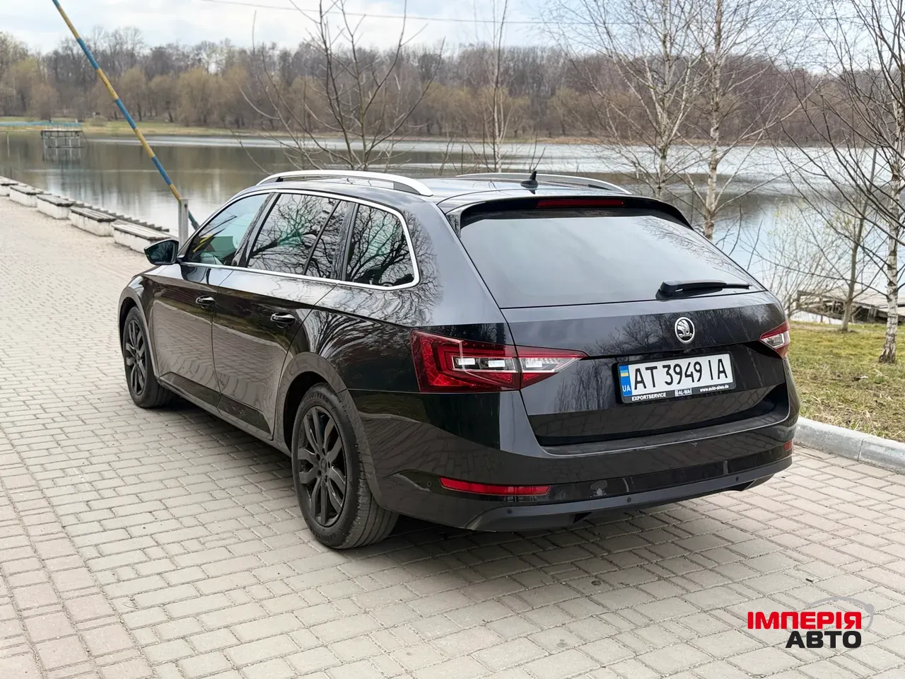 Skoda Superb - фото 6