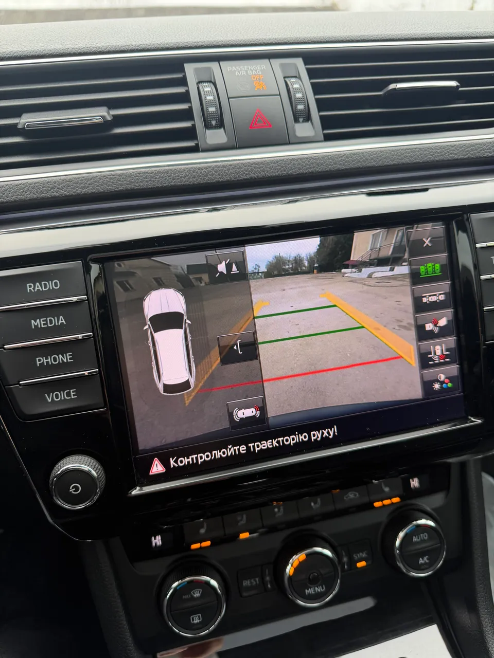 Skoda Superb - фото 12