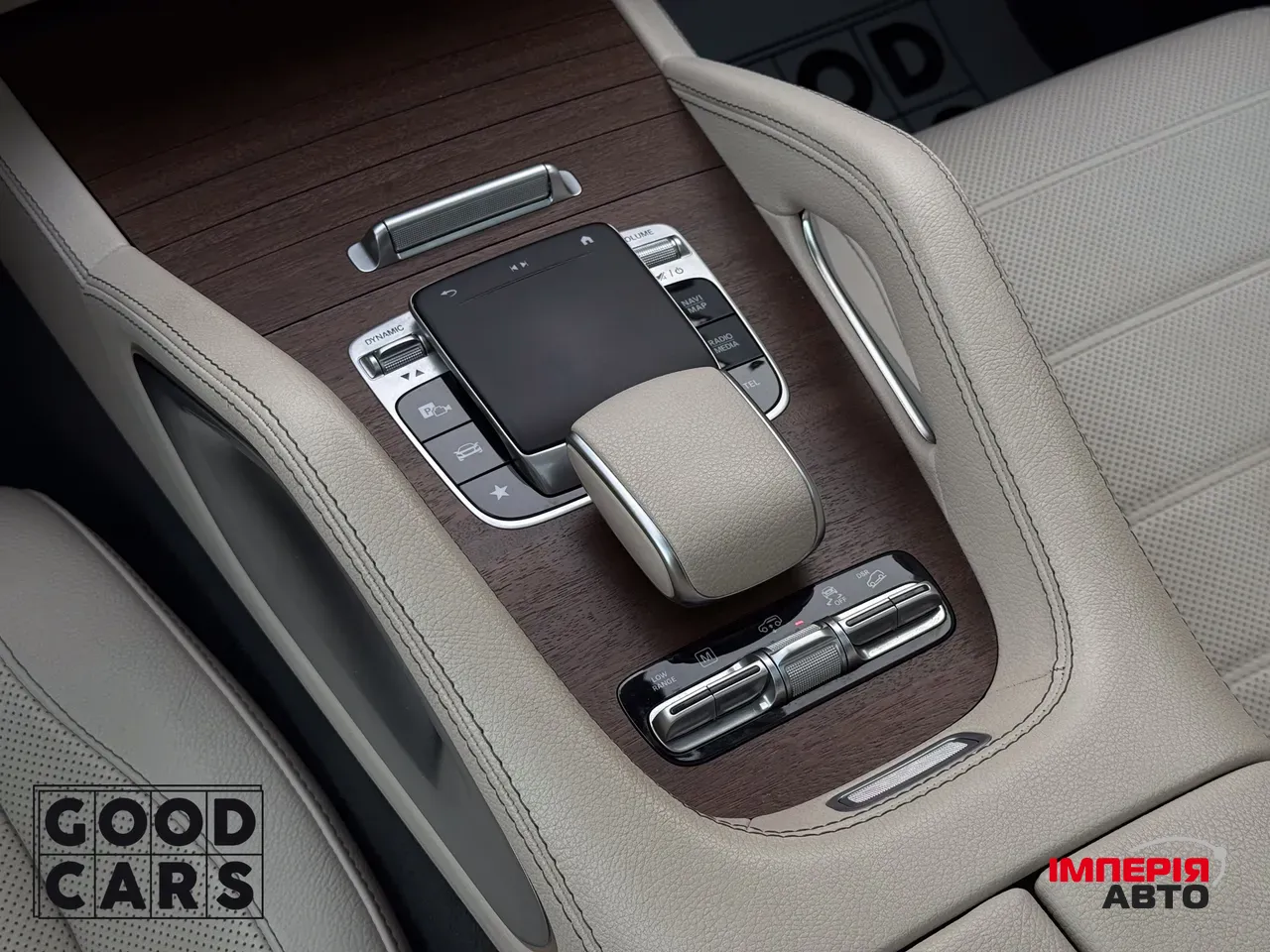 Mercedes-Benz GLS - фото 39