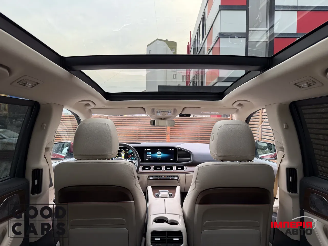 Mercedes-Benz GLS - фото 29