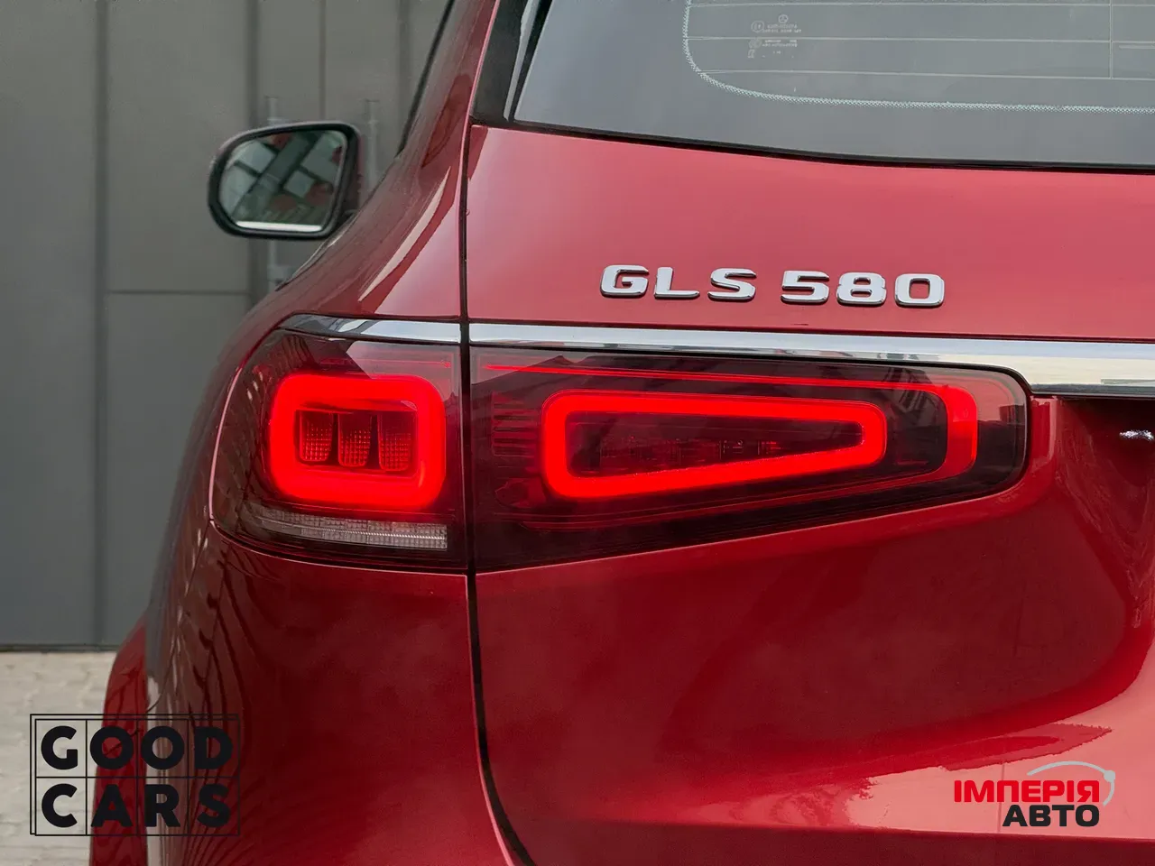 Mercedes-Benz GLS - фото 12