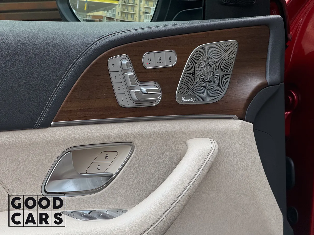 Mercedes-Benz GLS - фото 18