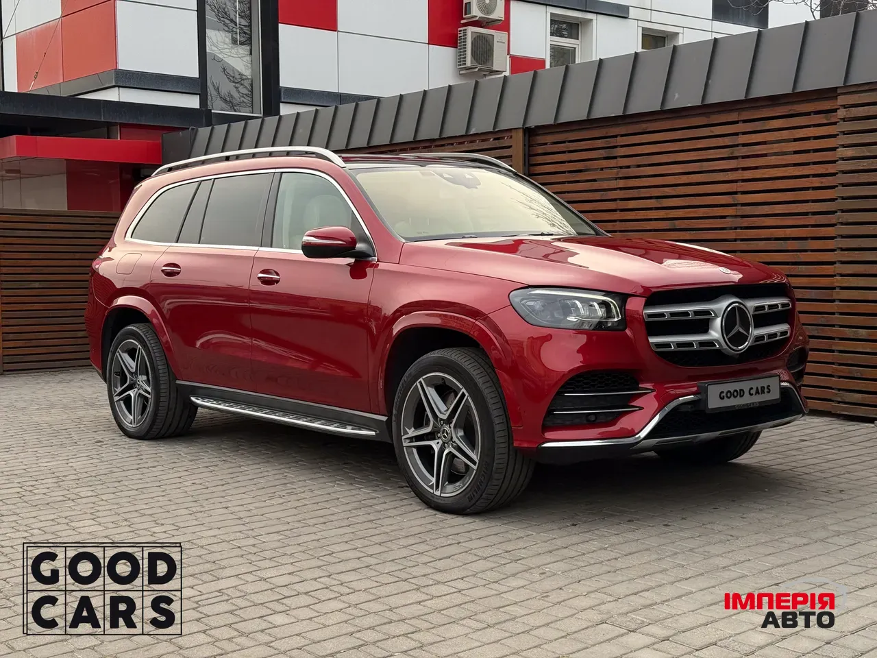 Mercedes-Benz GLS - фото 10