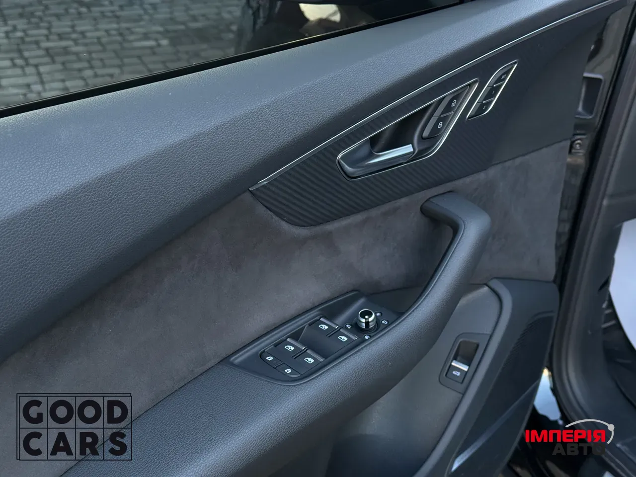 Audi SQ7 - фото 18