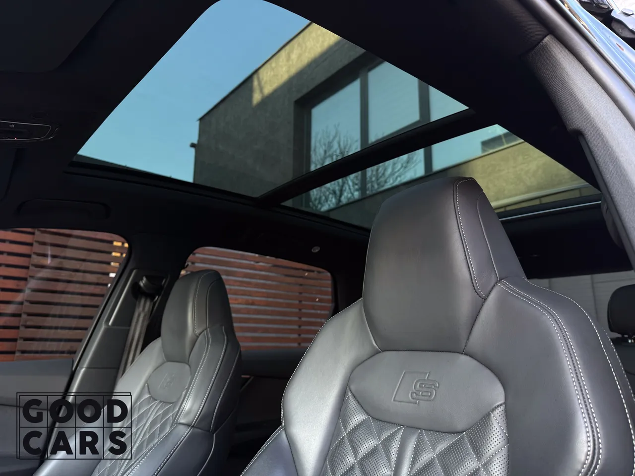 Audi SQ7 - фото 23