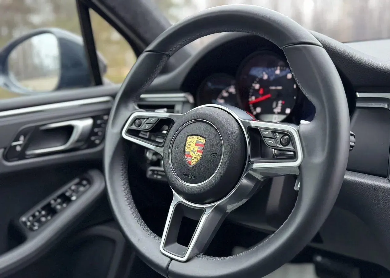 Porsche Macan - фото 10