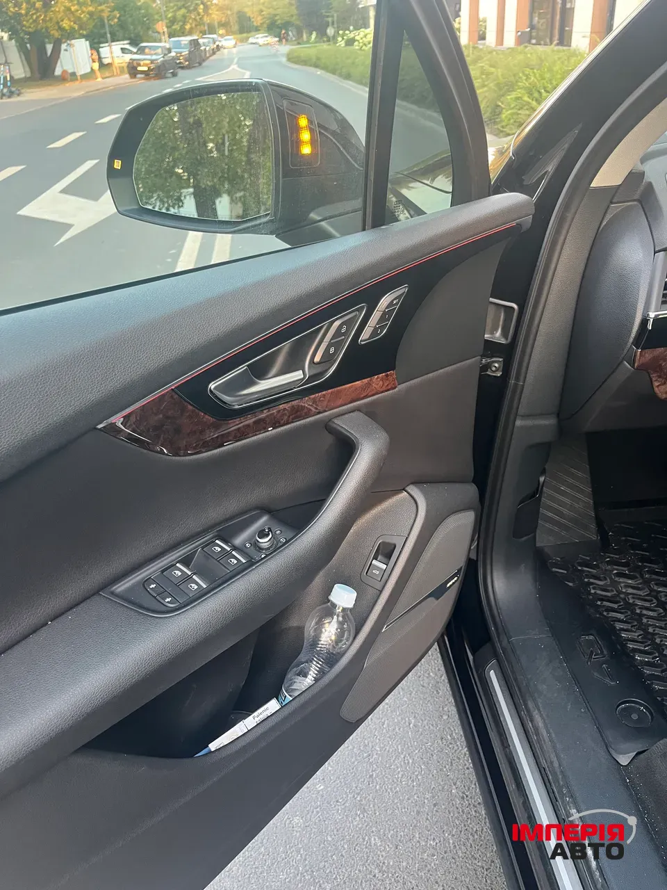 Audi Q7 - фото 3