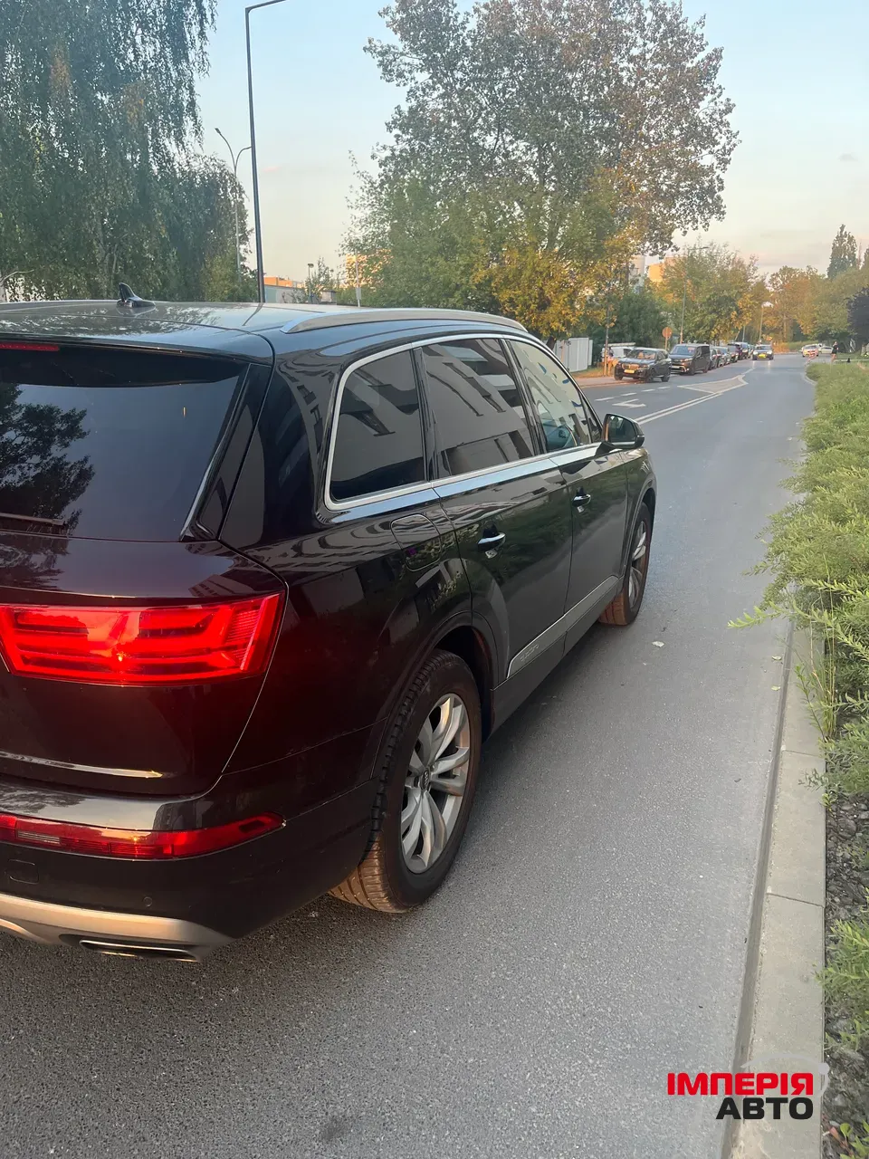 Audi Q7 - фото 6