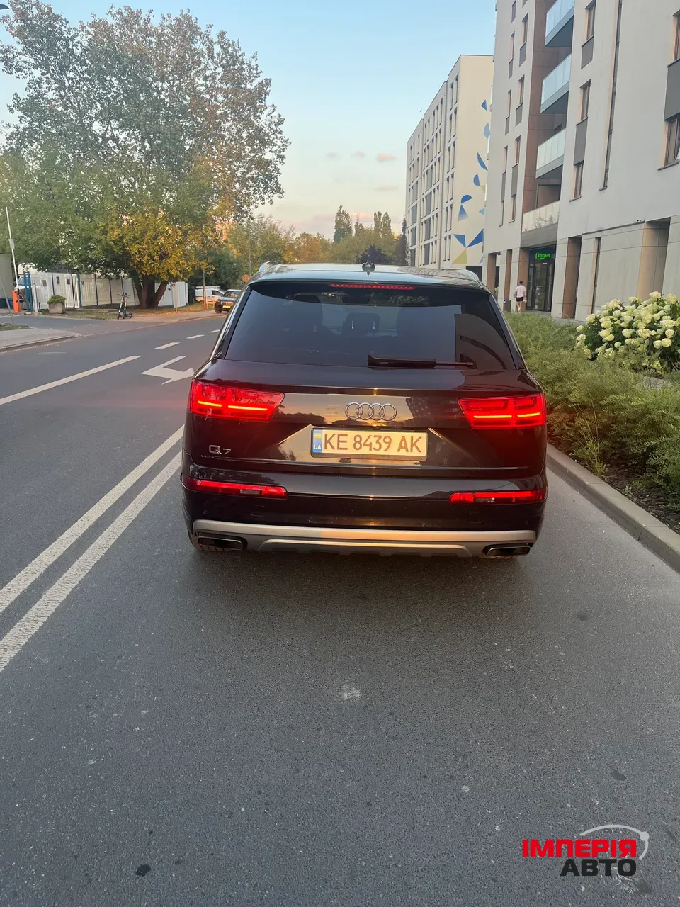 Audi Q7 - фото 8