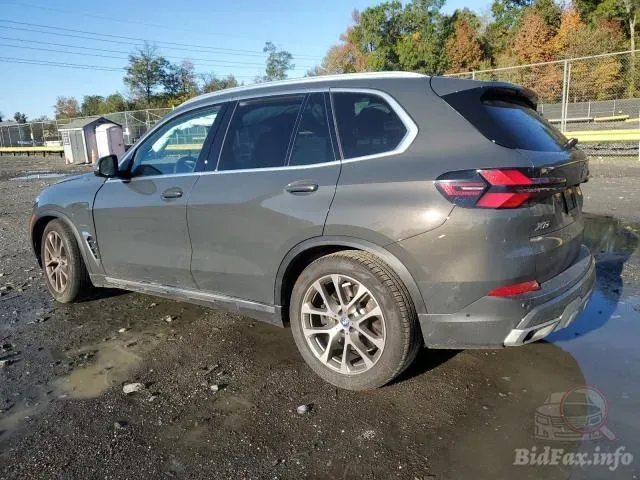 BMW X5 - фото 3