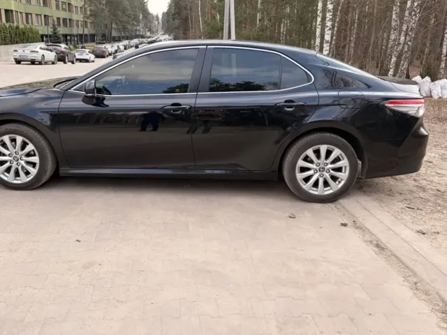 Toyota Camry - фото 4