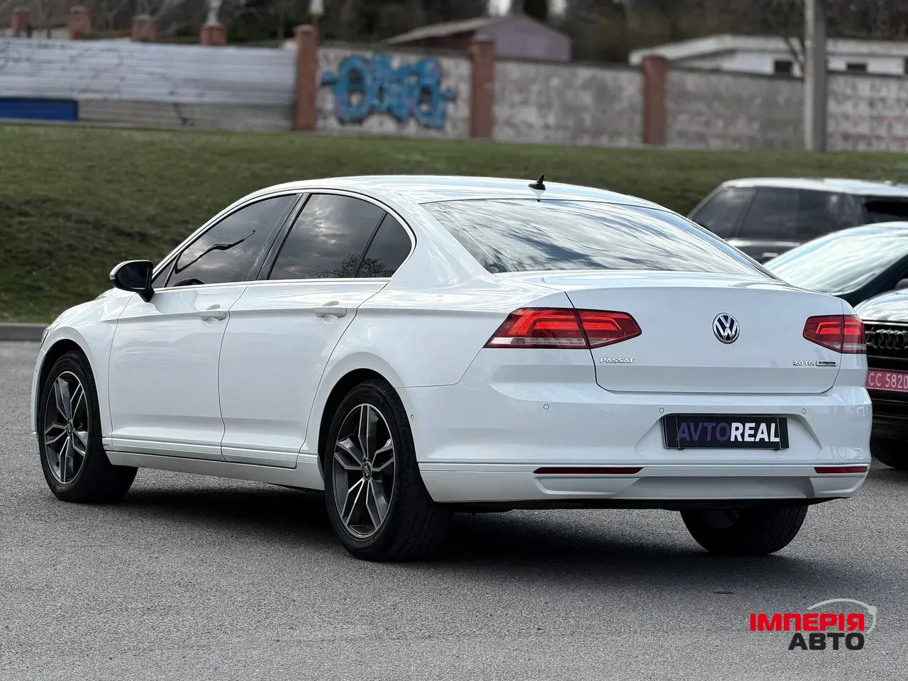 Volkswagen Passat - фото 5