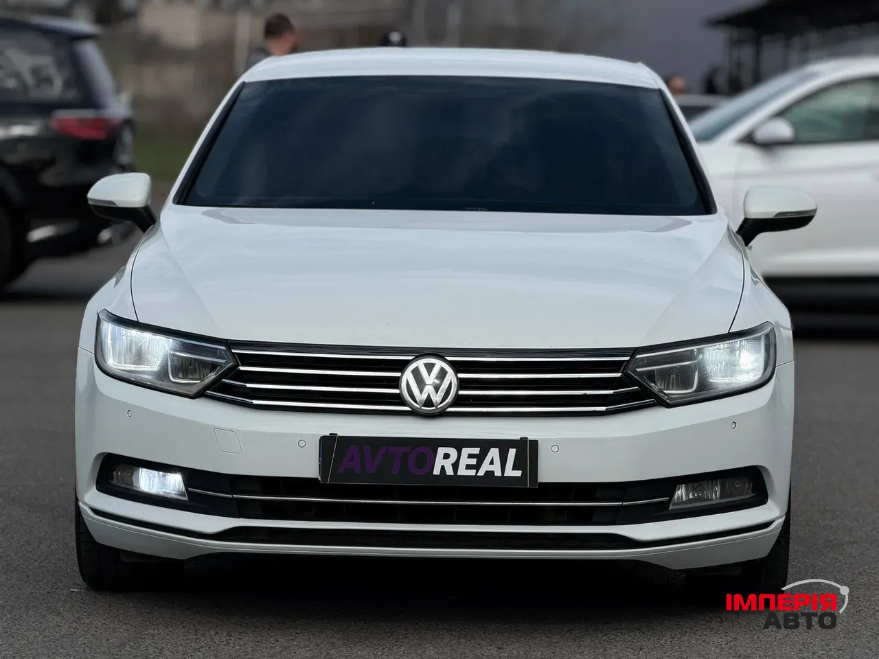 Volkswagen Passat - фото 3