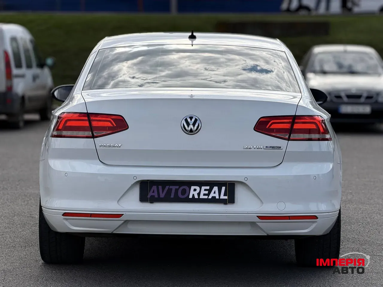 Volkswagen Passat - фото 6