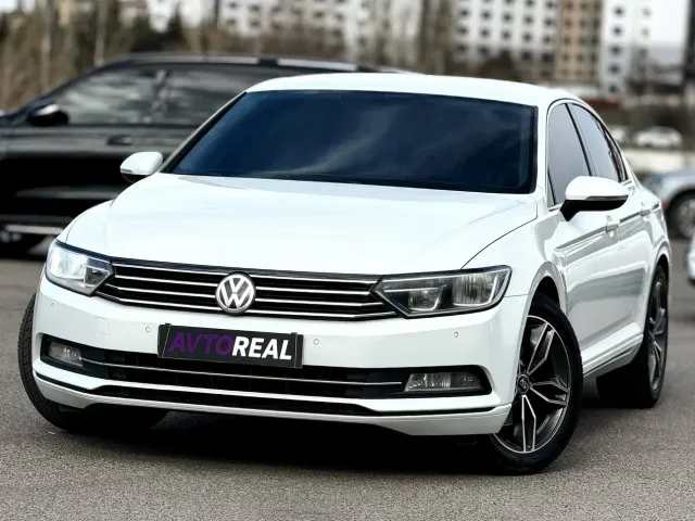 Volkswagen Passat - фото 1