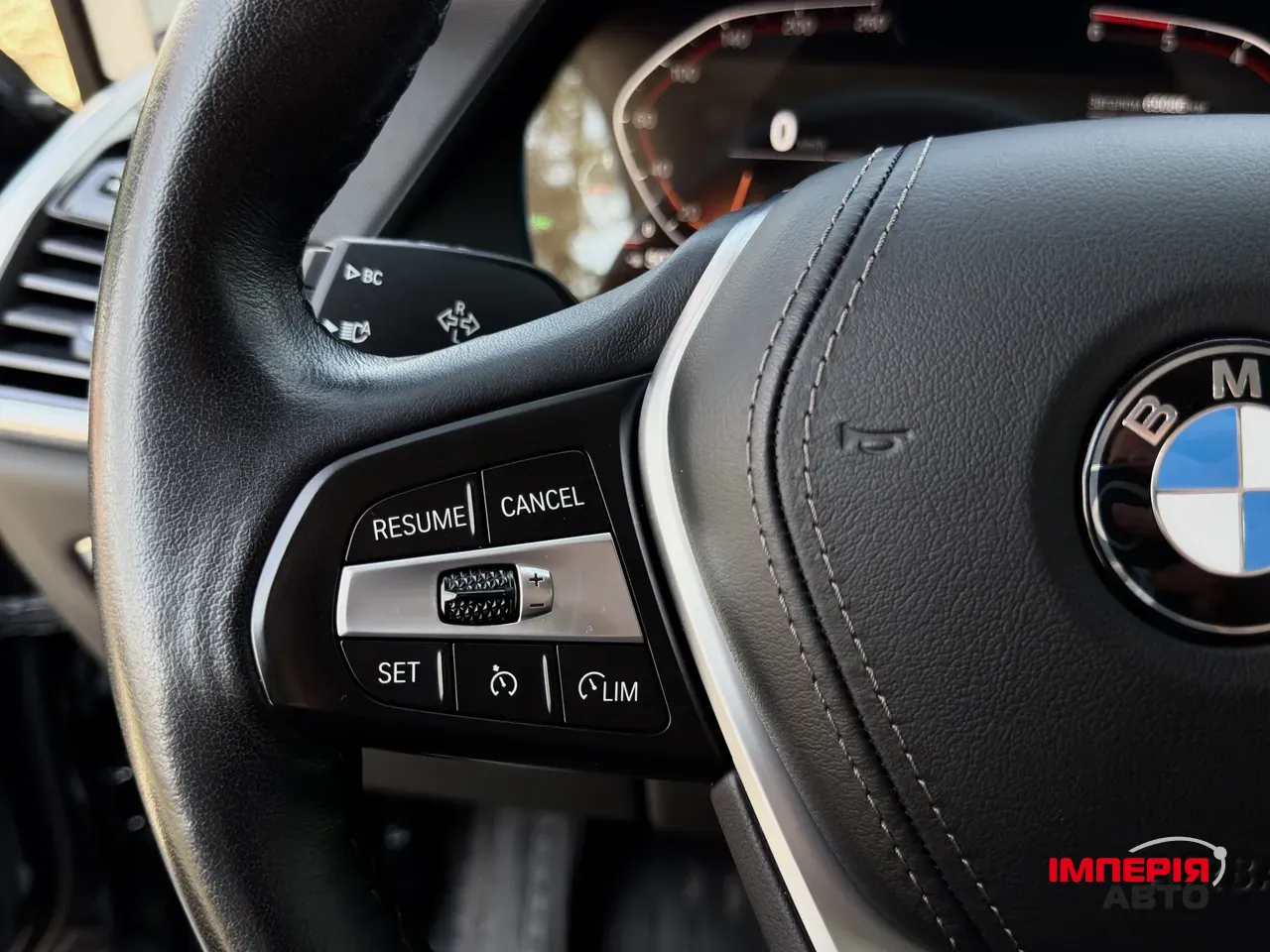 BMW X5 - фото 20