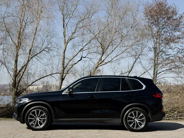 BMW X5 - фото 4