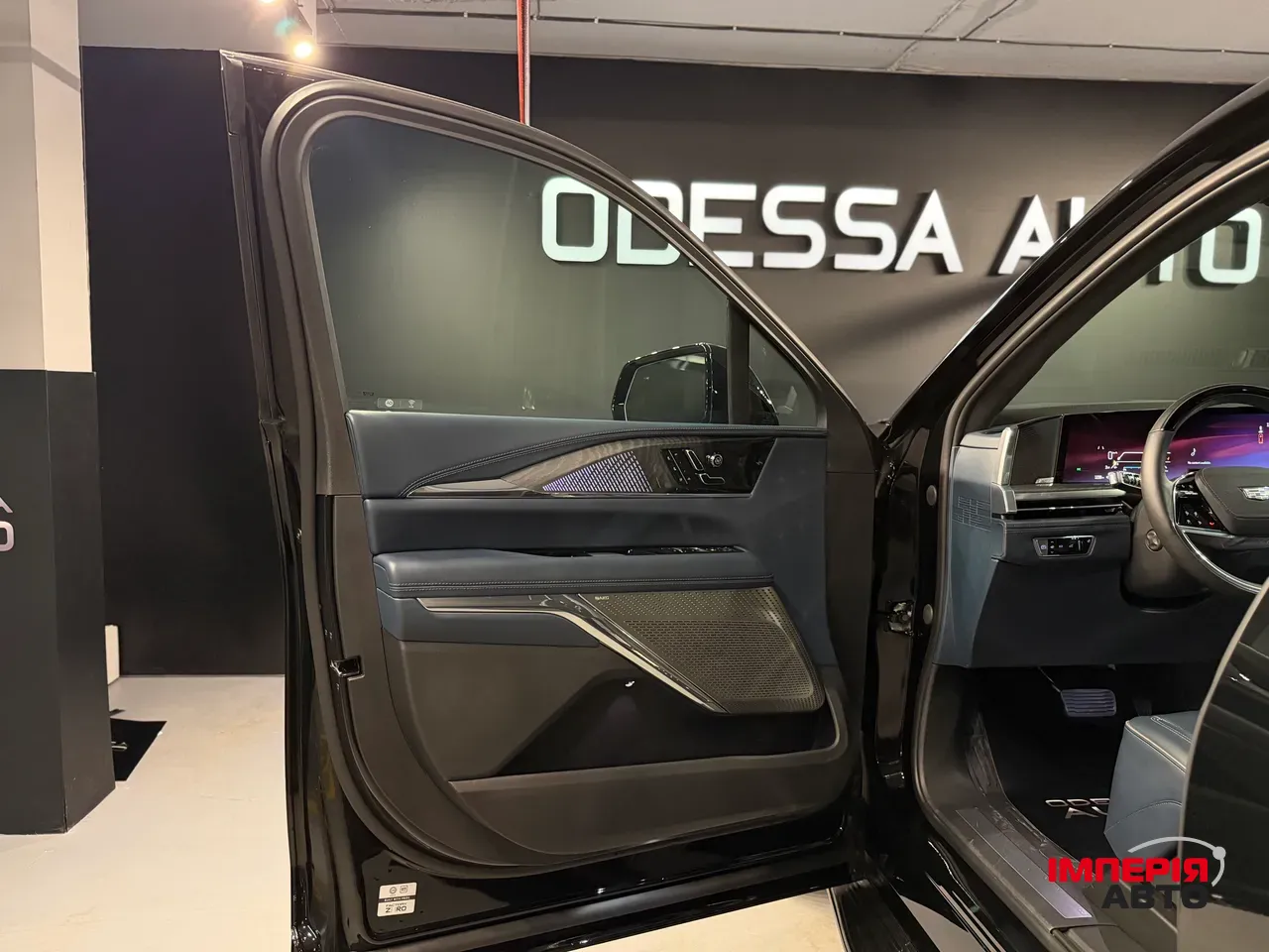 Cadillac Escalade IQ - фото 12