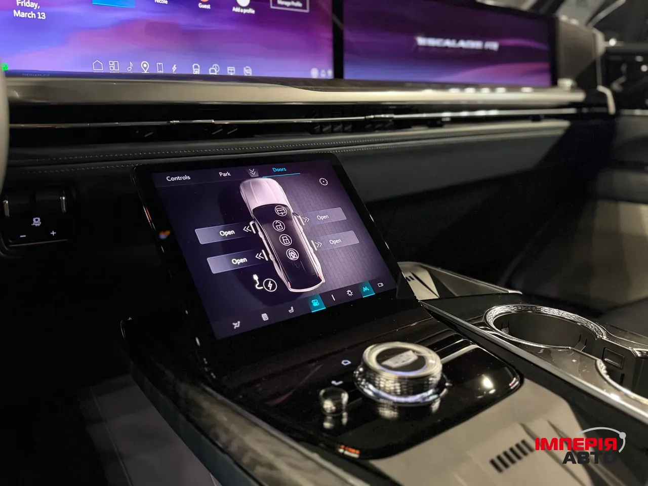 Cadillac Escalade IQ - фото 31