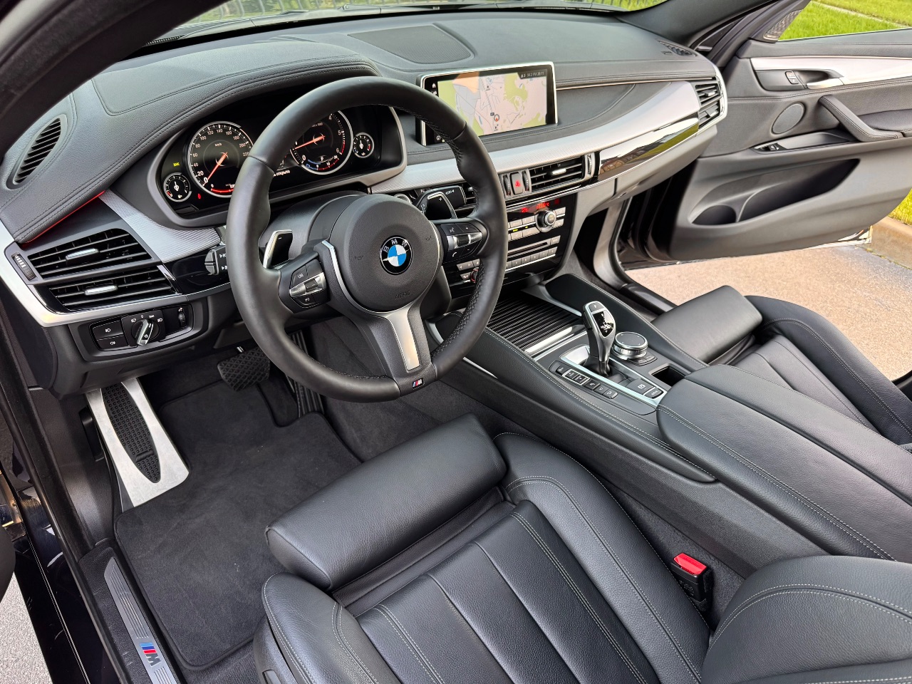 BMW X6 - фото 16
