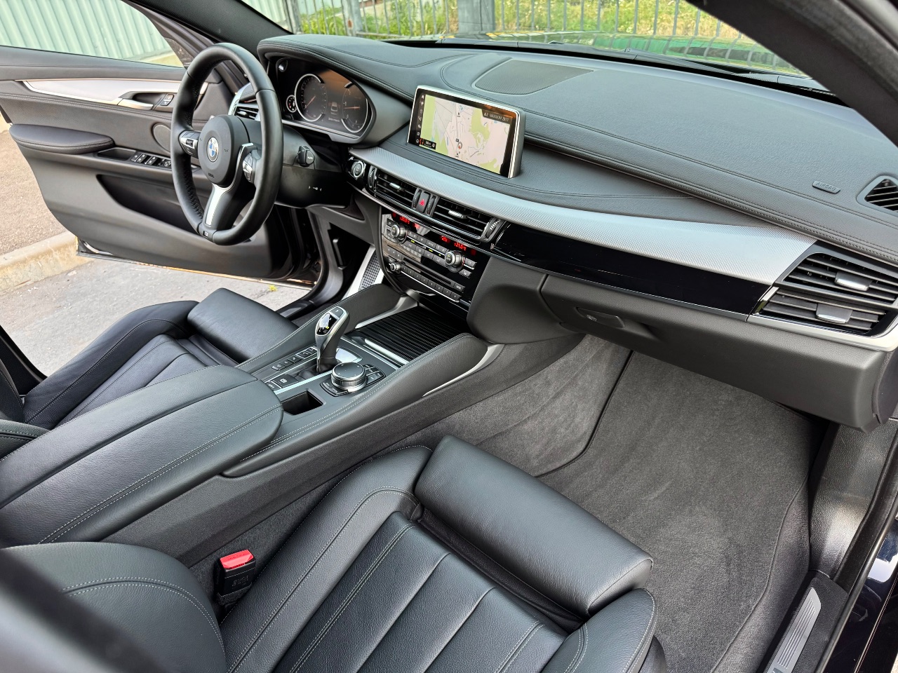 BMW X6 - фото 17