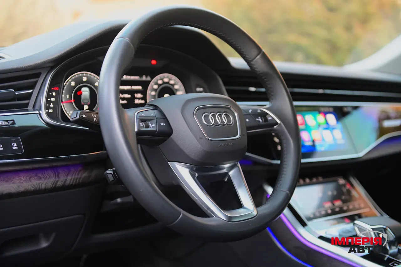 Audi Q7 - фото 27
