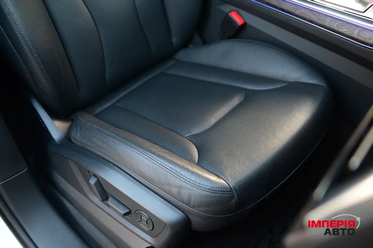 Audi Q7 - фото 37