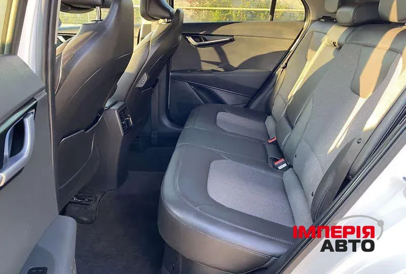 Kia Niro - фото 13