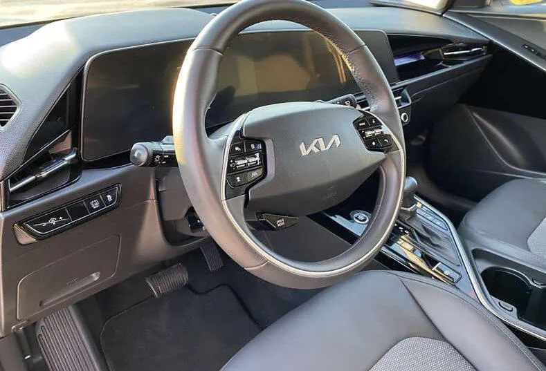Kia Niro - фото 10