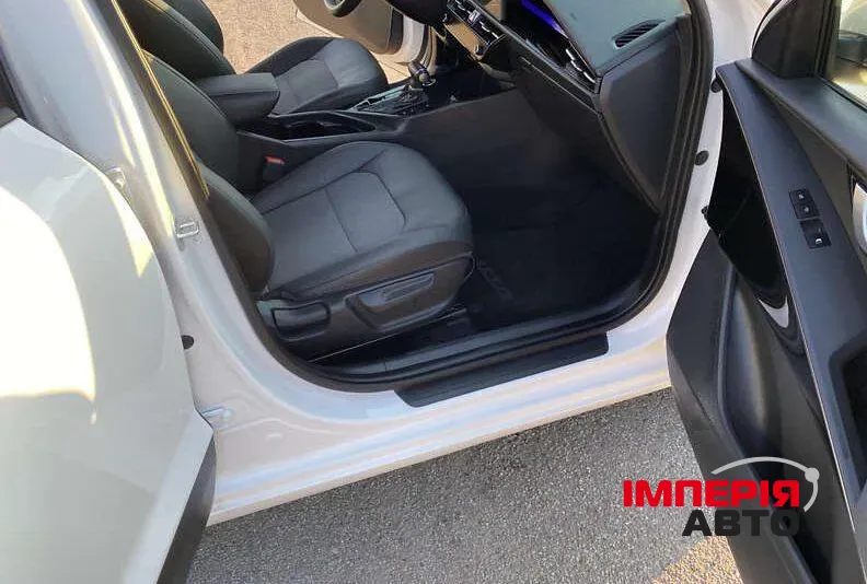 Kia Niro - фото 19
