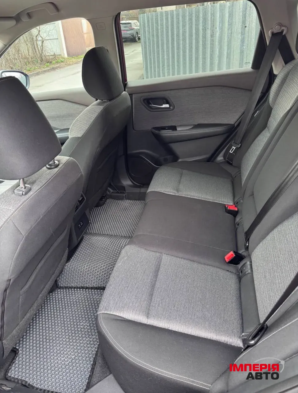 Nissan Rogue - фото 14