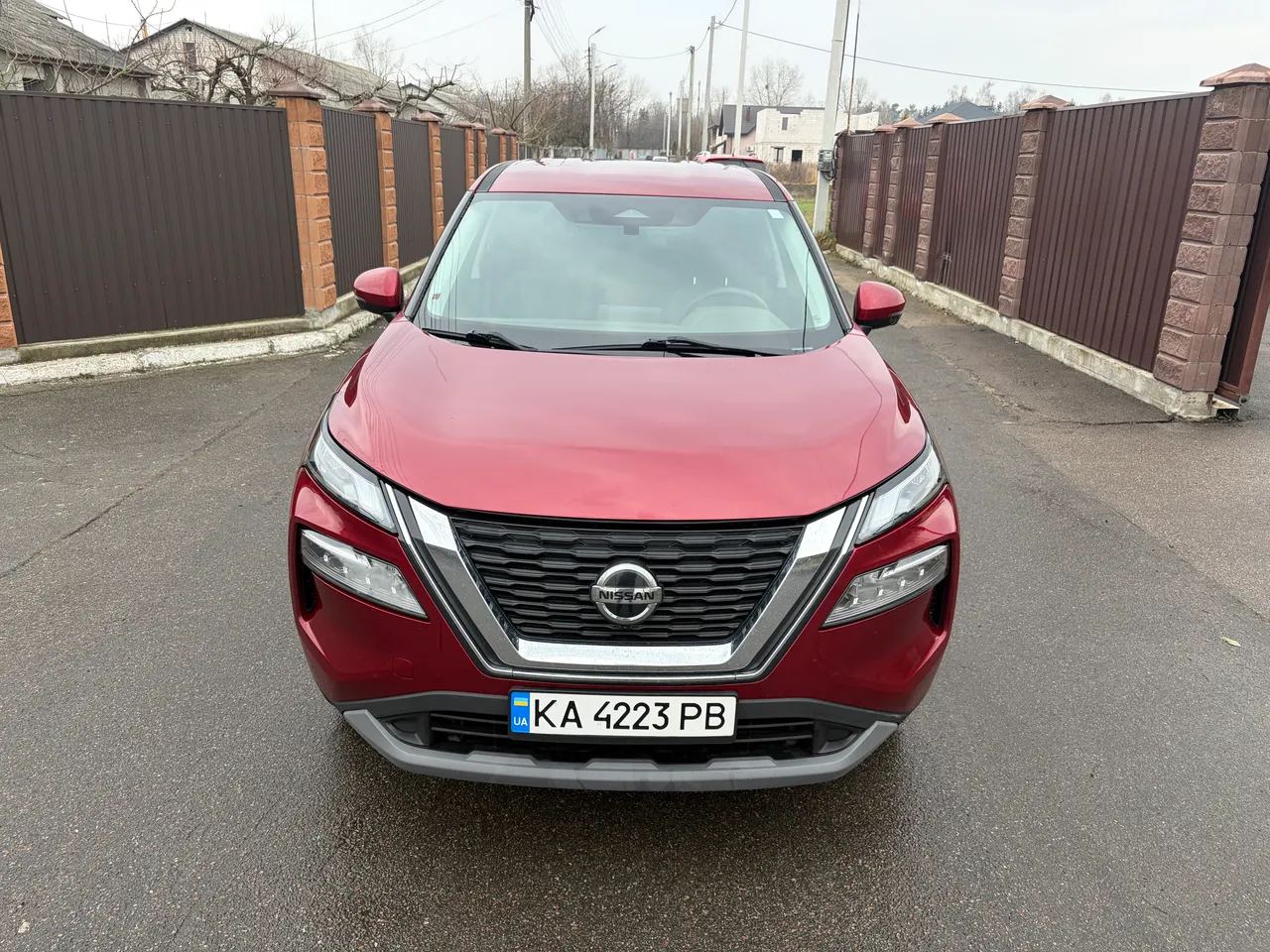 Nissan Rogue - фото 1