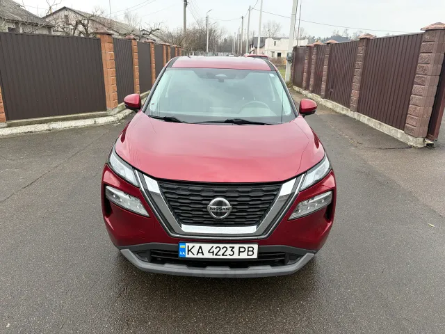 Nissan Rogue - фото 1