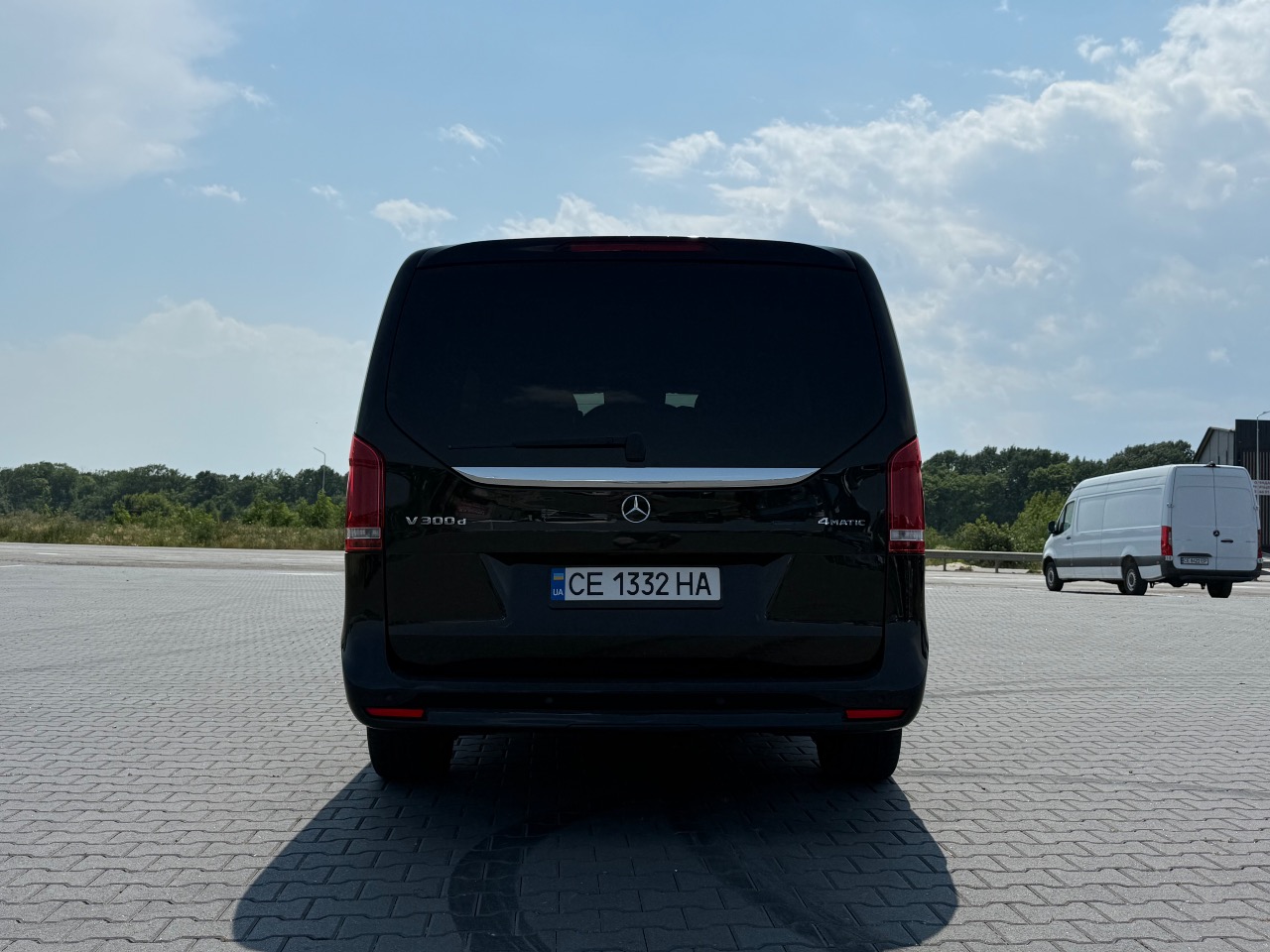 Mercedes-Benz V-Класс - фото 23