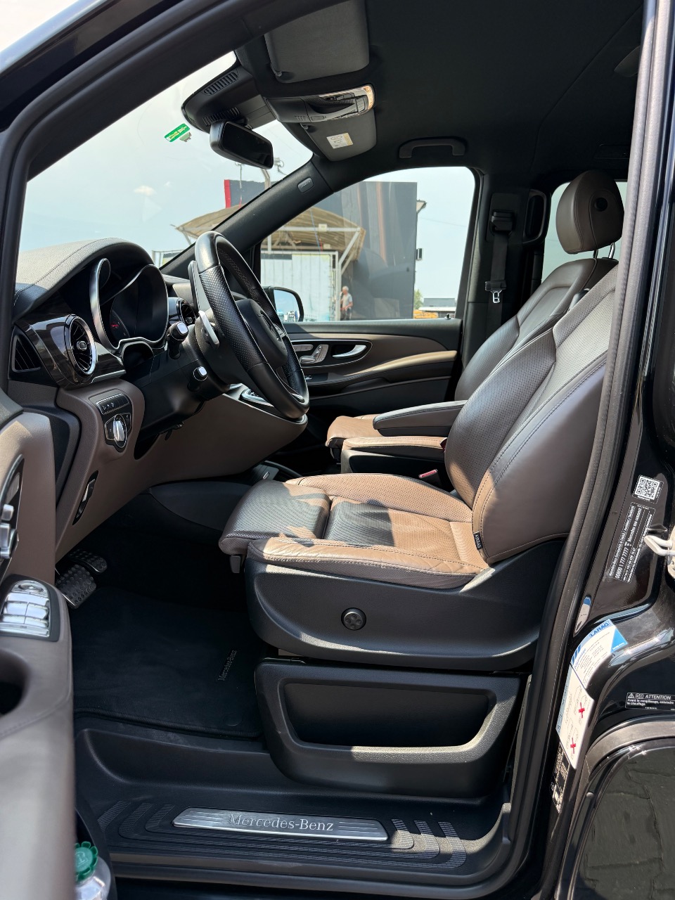 Mercedes-Benz V-Класс - фото 18