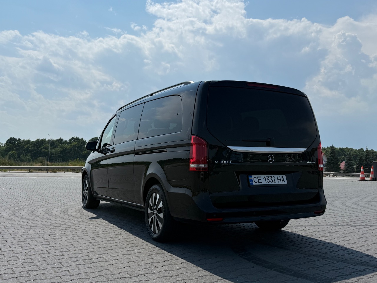 Mercedes-Benz V-Класс - фото 20