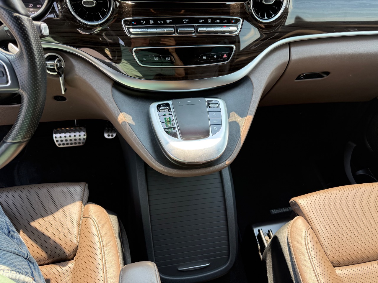 Mercedes-Benz V-Класс - фото 14