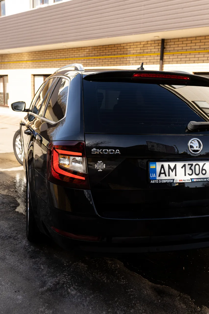 Skoda Octavia RS - фото 8