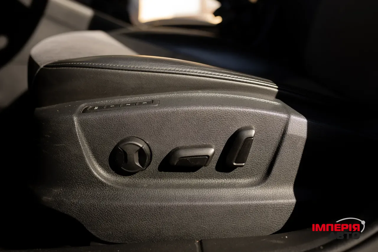 Skoda Octavia RS - фото 13