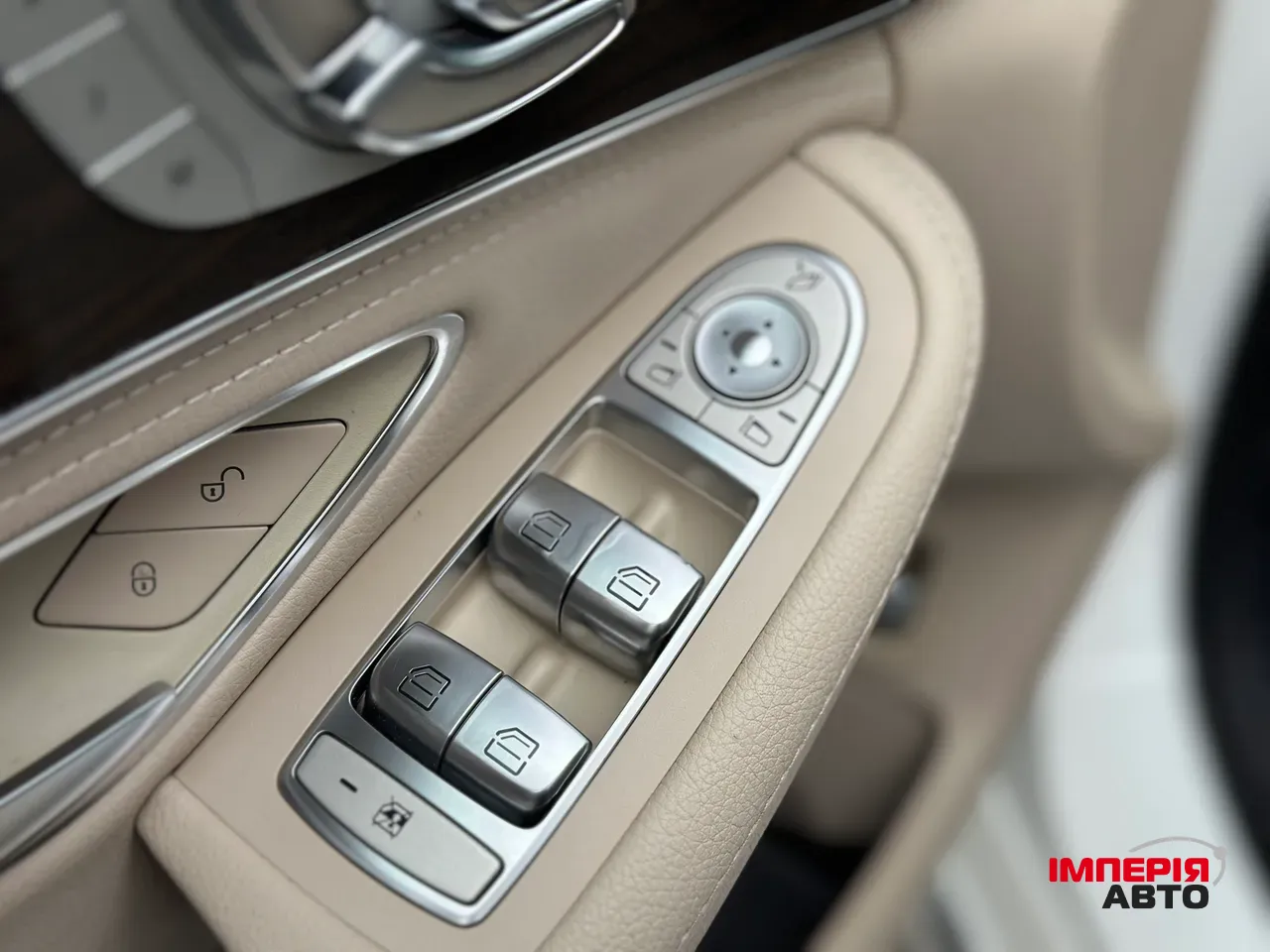 Mercedes-Benz C-Класс - фото 17