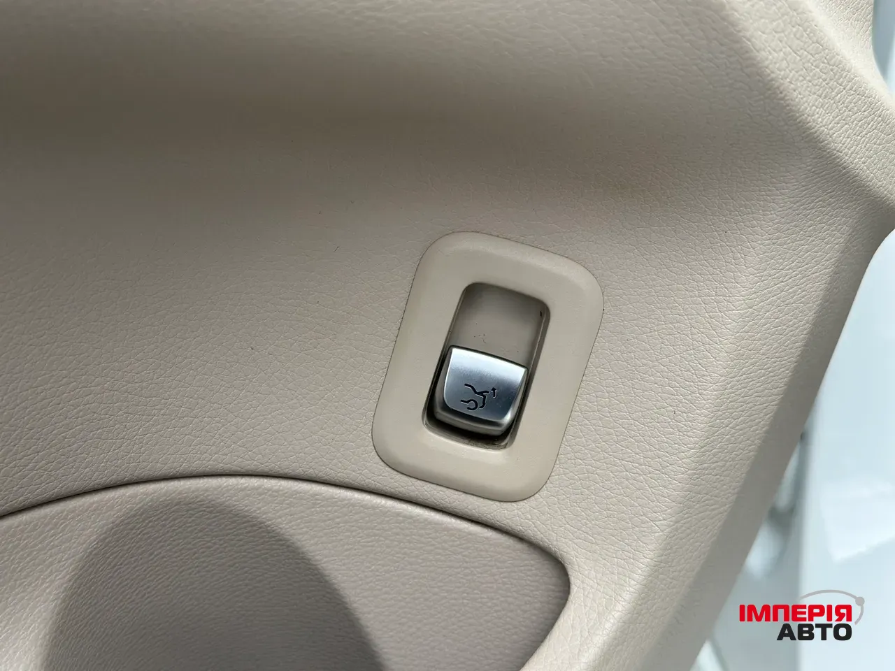 Mercedes-Benz C-Класс - фото 18