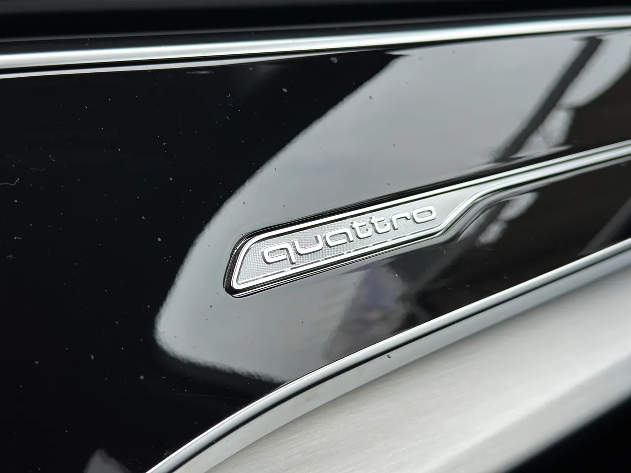 Audi Q7 - фото 47