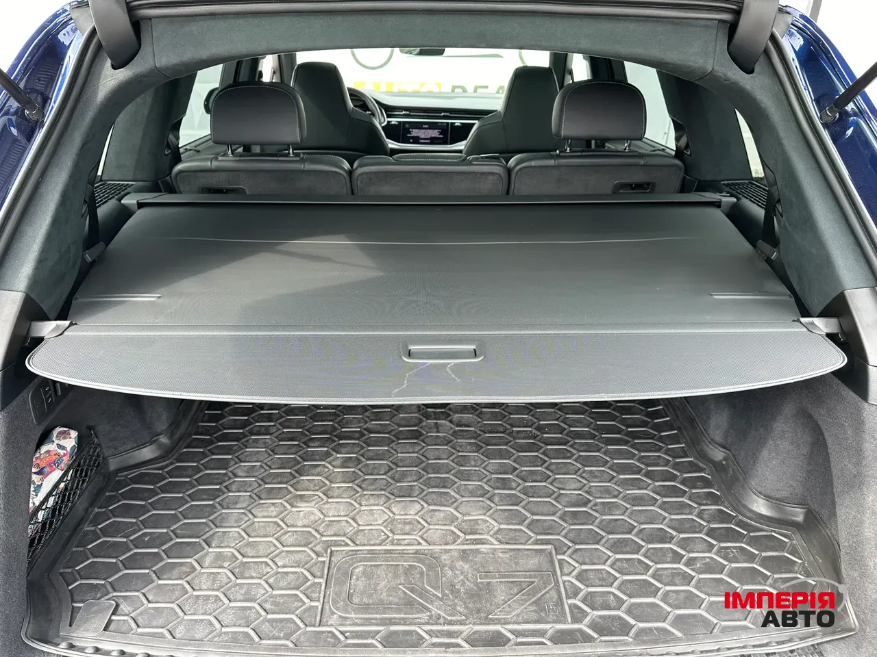 Audi Q7 - фото 15