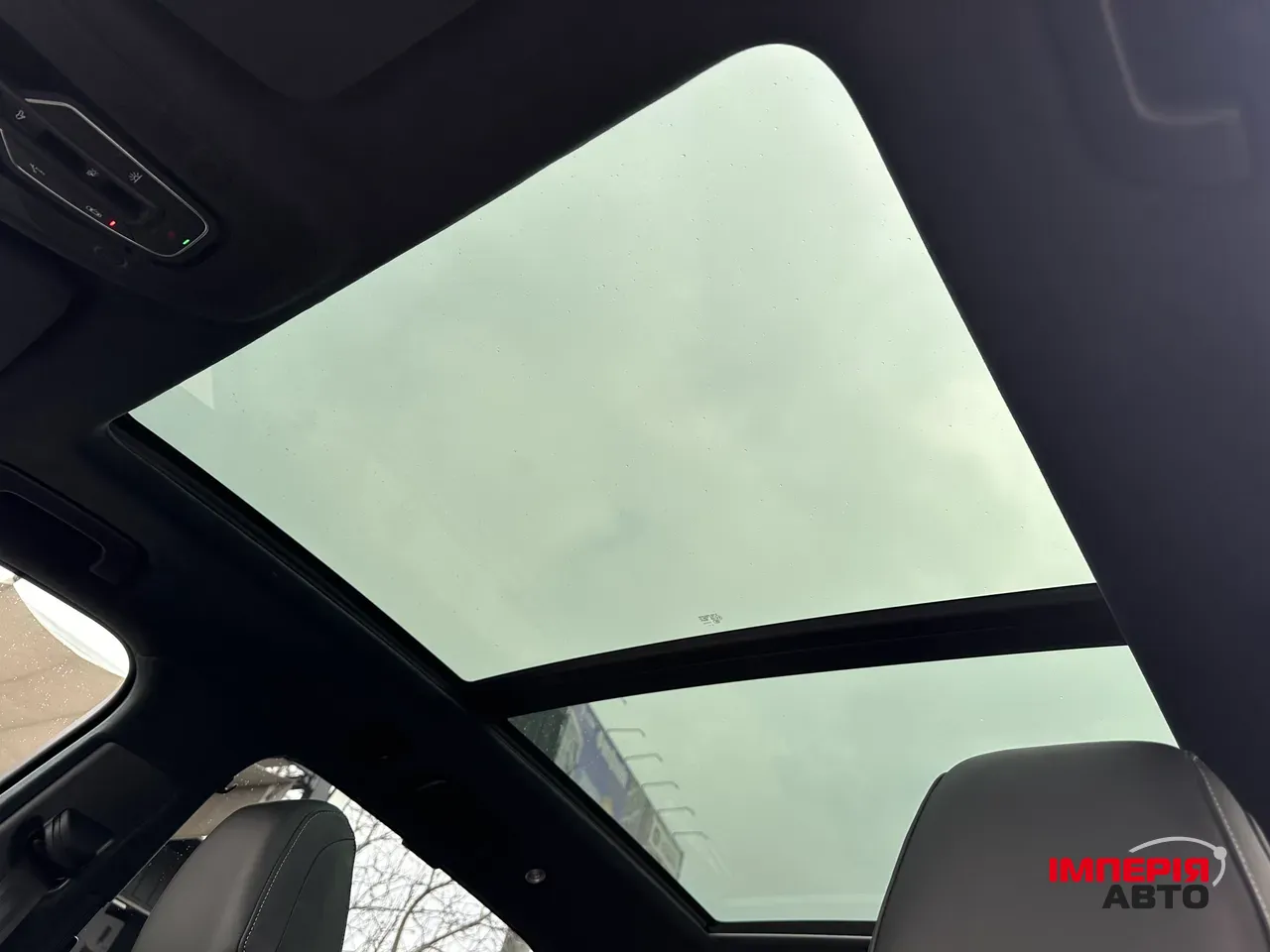 Audi Q7 - фото 49