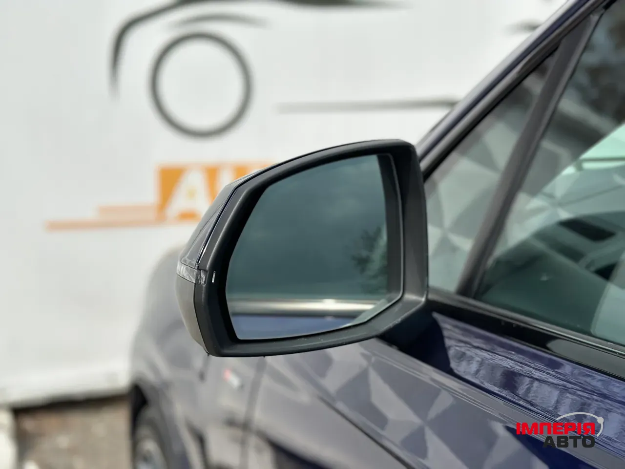 Audi Q7 - фото 8