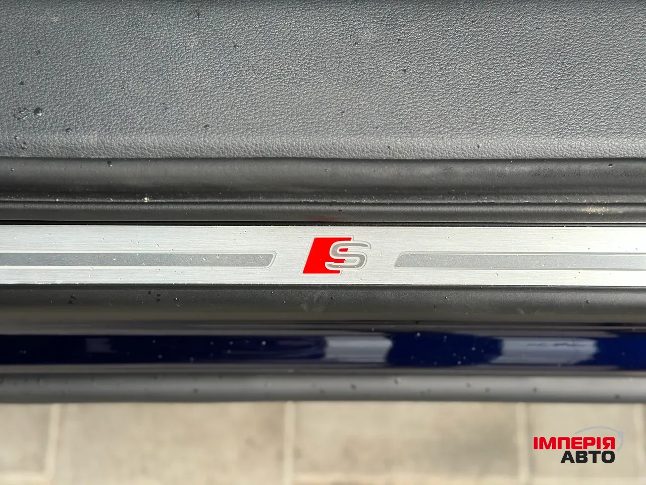 Audi Q7 - фото 25